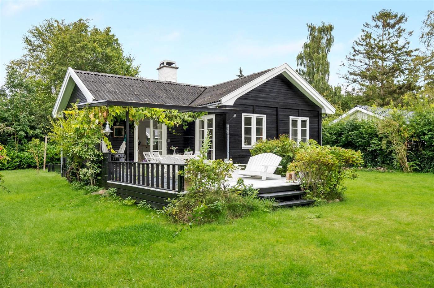 Idyll Summer House In Hornbaek Villa Екстериор снимка